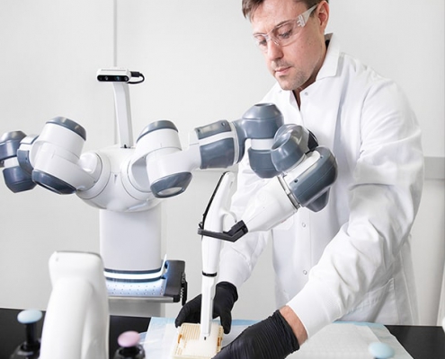 چه زمانی باید از ربات ها در آزمایشگاه استفاده کنید؟